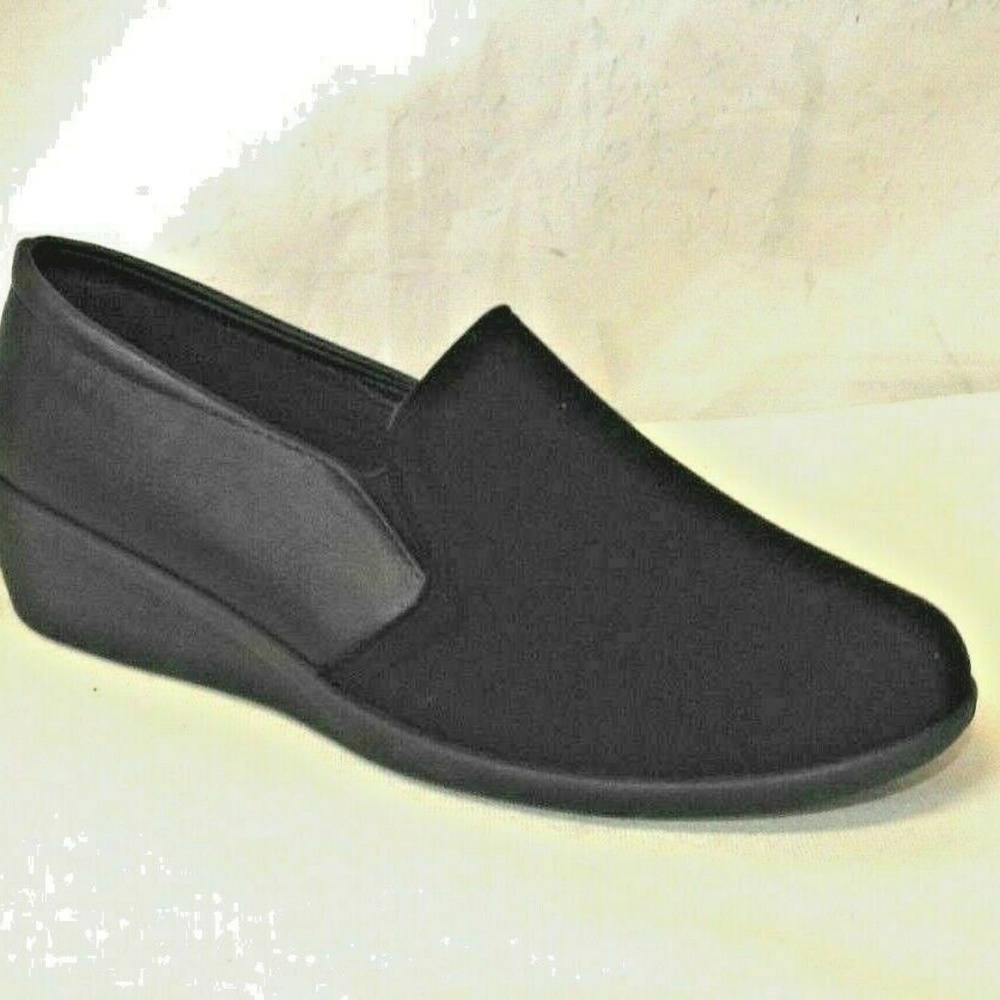 Womens Slip On Wedge Loafers Black Size 11